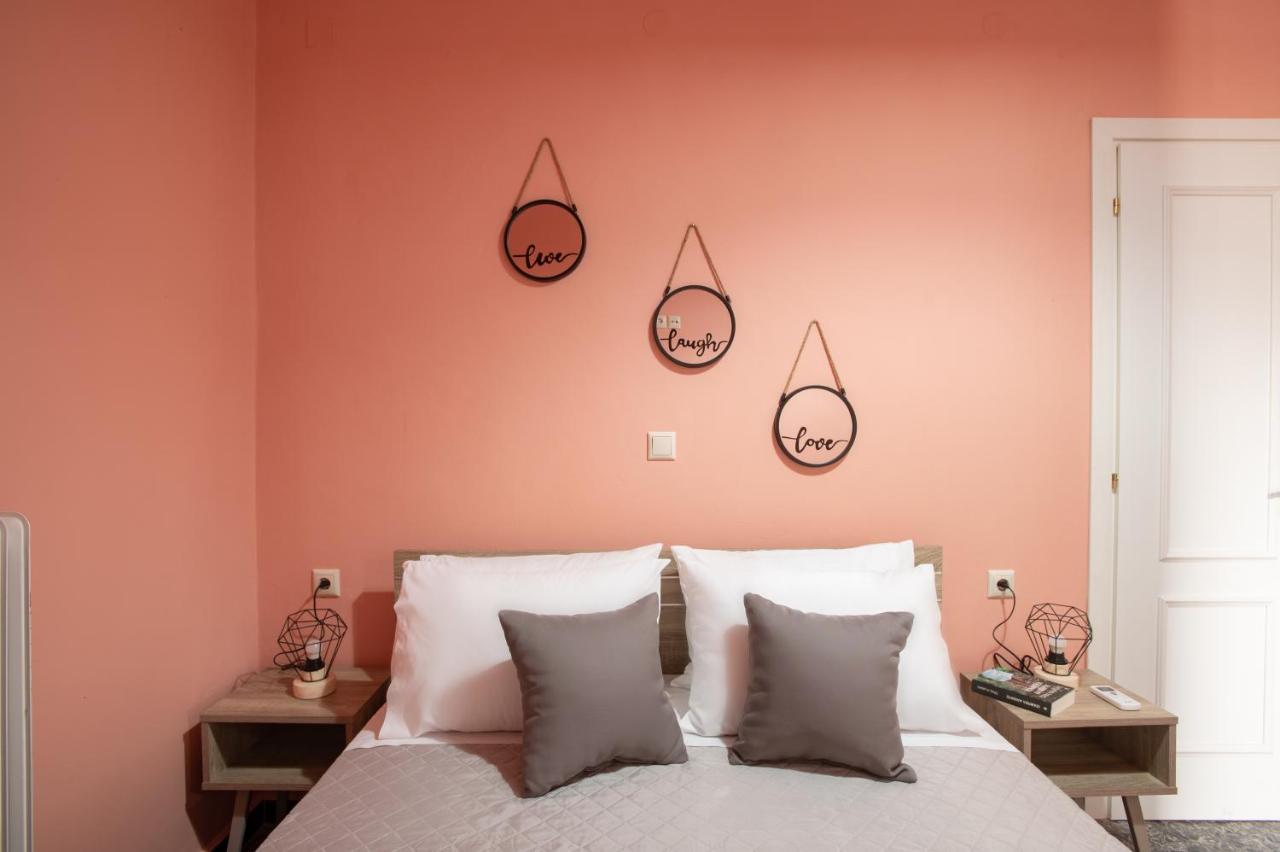 Square Apartment Kambanos 外观 照片